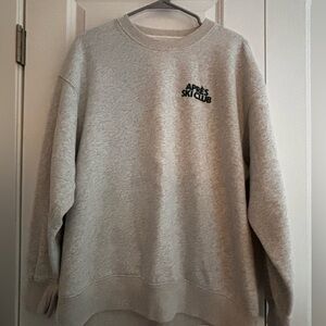 Abercrombie & Fitch Light Gray Après Ski Club Crewneck Sweater